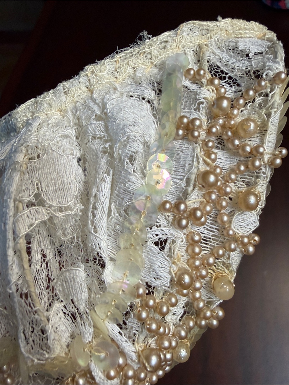 50’s Ivory Lace Bridal Headband with Faux Pearls & Sequins - Picture 9 of 13